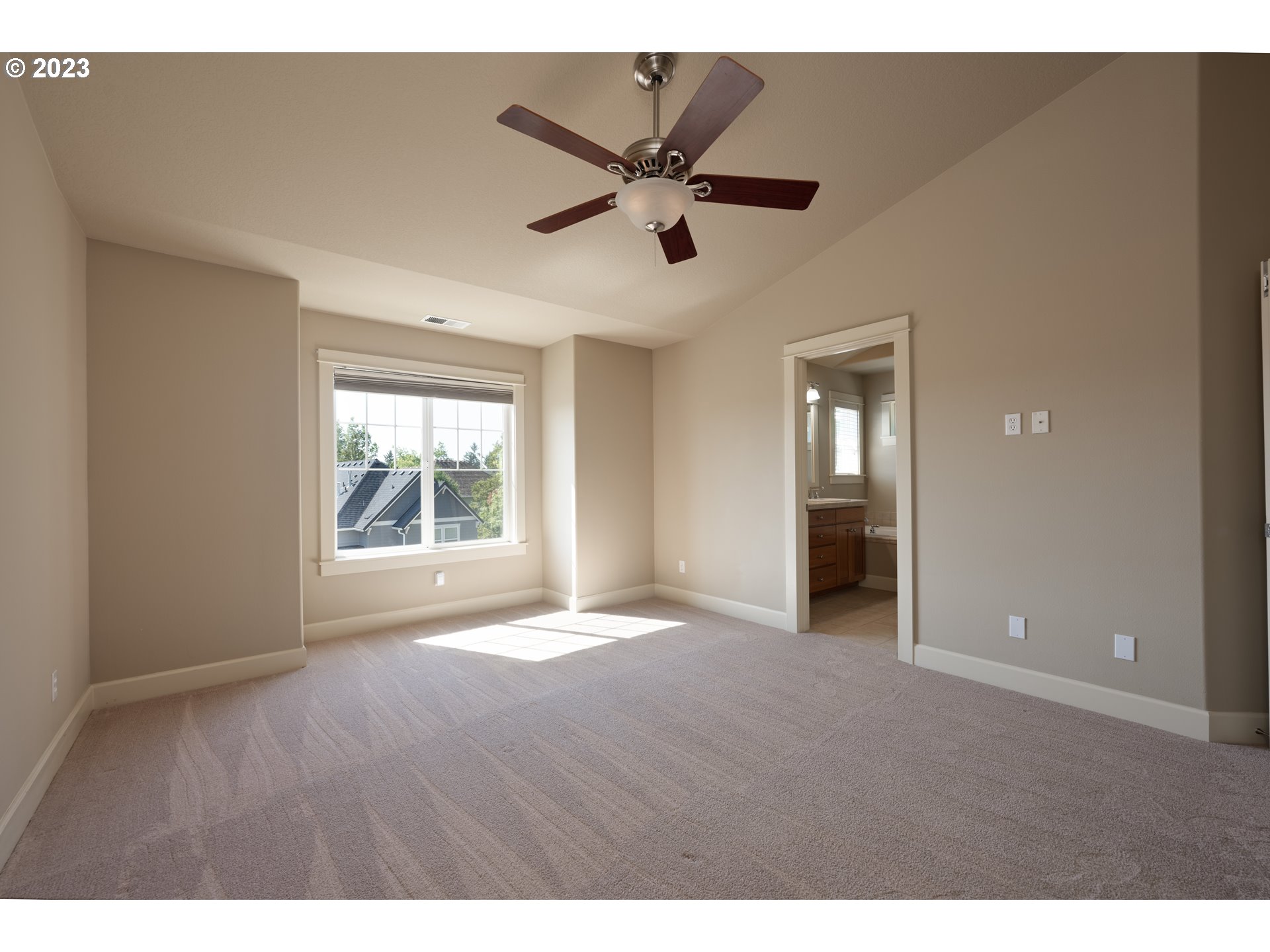 2213 St Moritz Loop West Linn, OR 97068 - Photo 35 of 48 a view of an empty room with a window