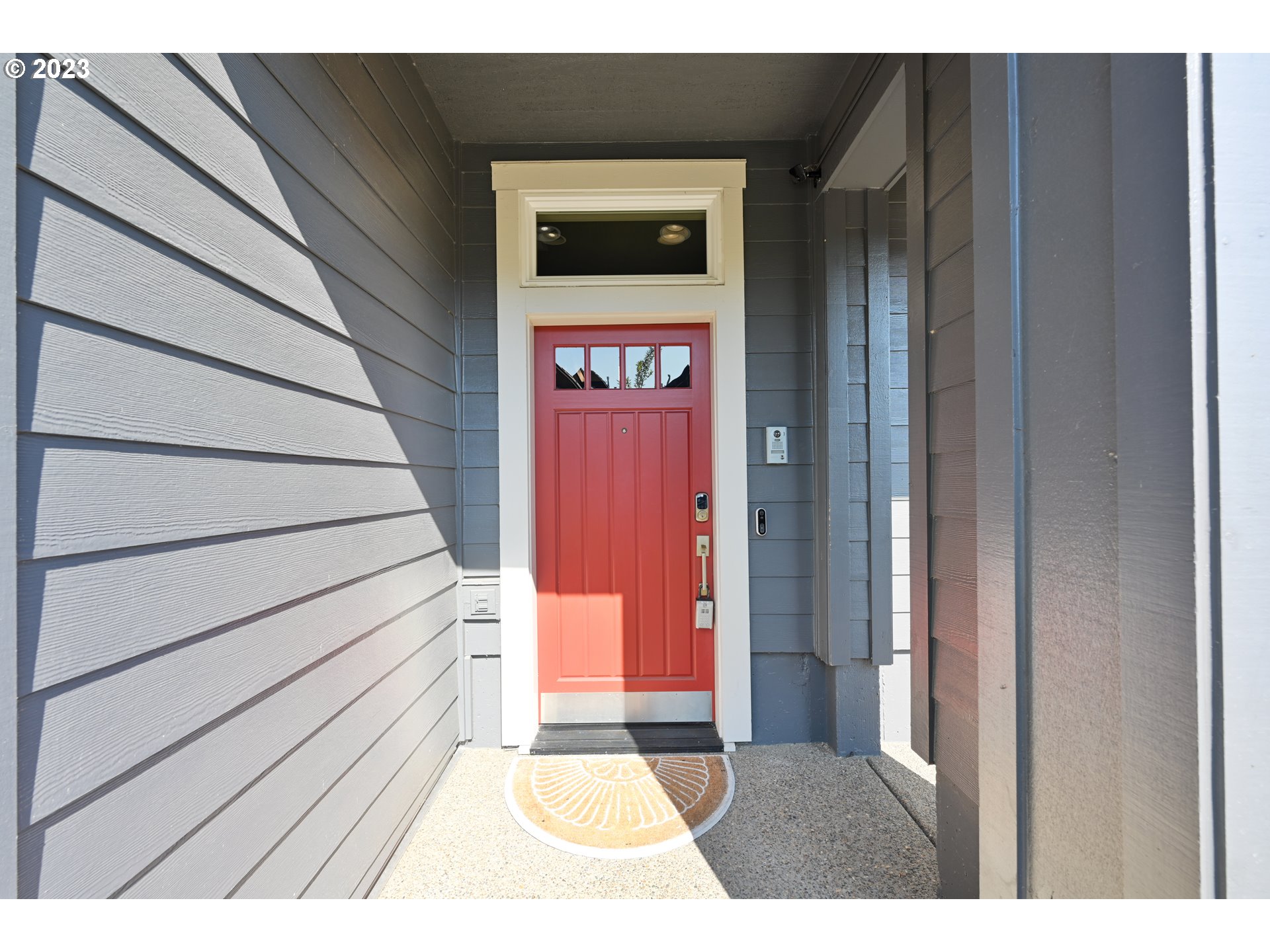 2213 St Moritz Loop West Linn, OR 97068 - Photo 7 of 48 a view of an entryway