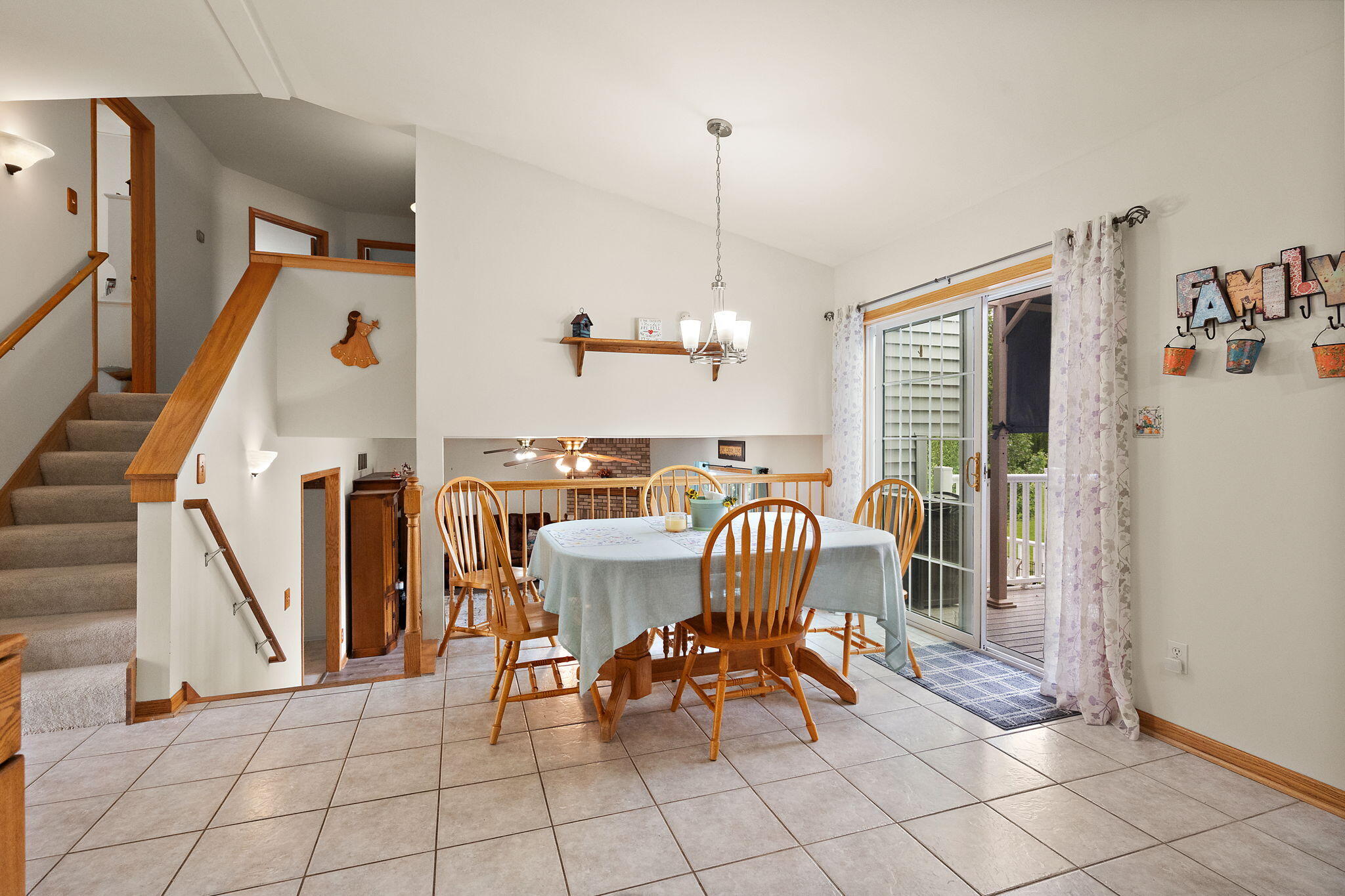 8262 Heron Lake Road St. John, IN 46373 - Photo 12 of 51 2048x1365
