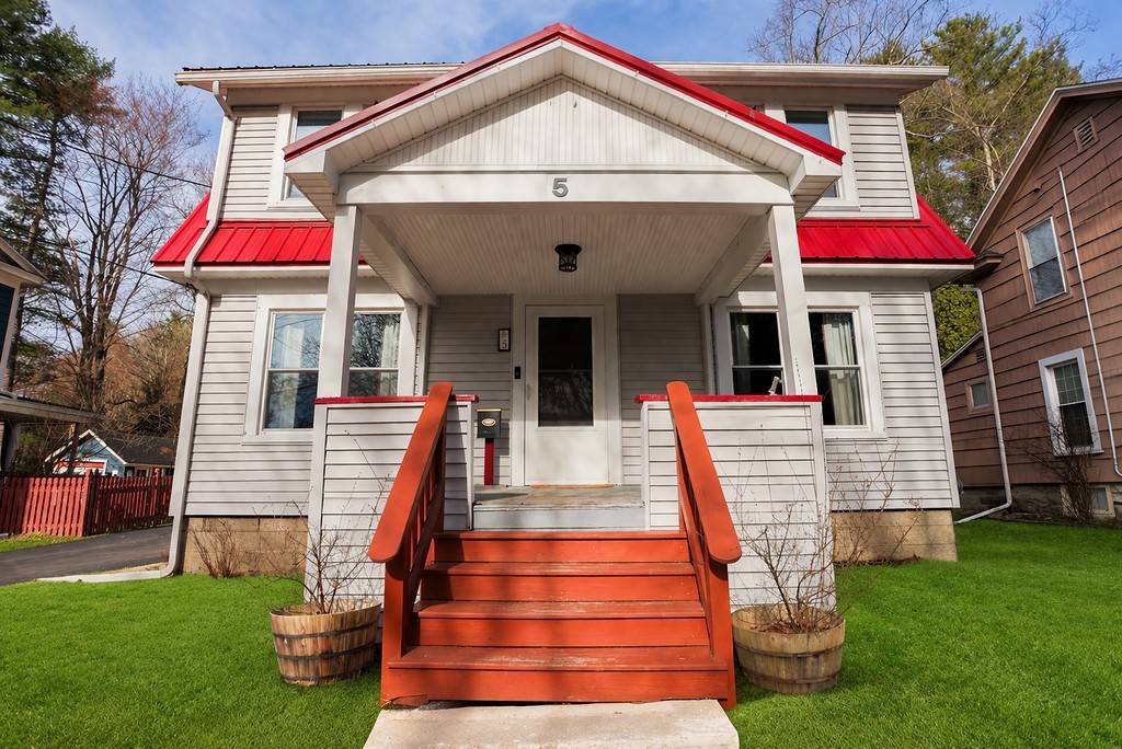 5 Woodside Avenue Oneonta, NY 13820 - Photo 2 of 25 Front of House, Grass Virtually colored Green