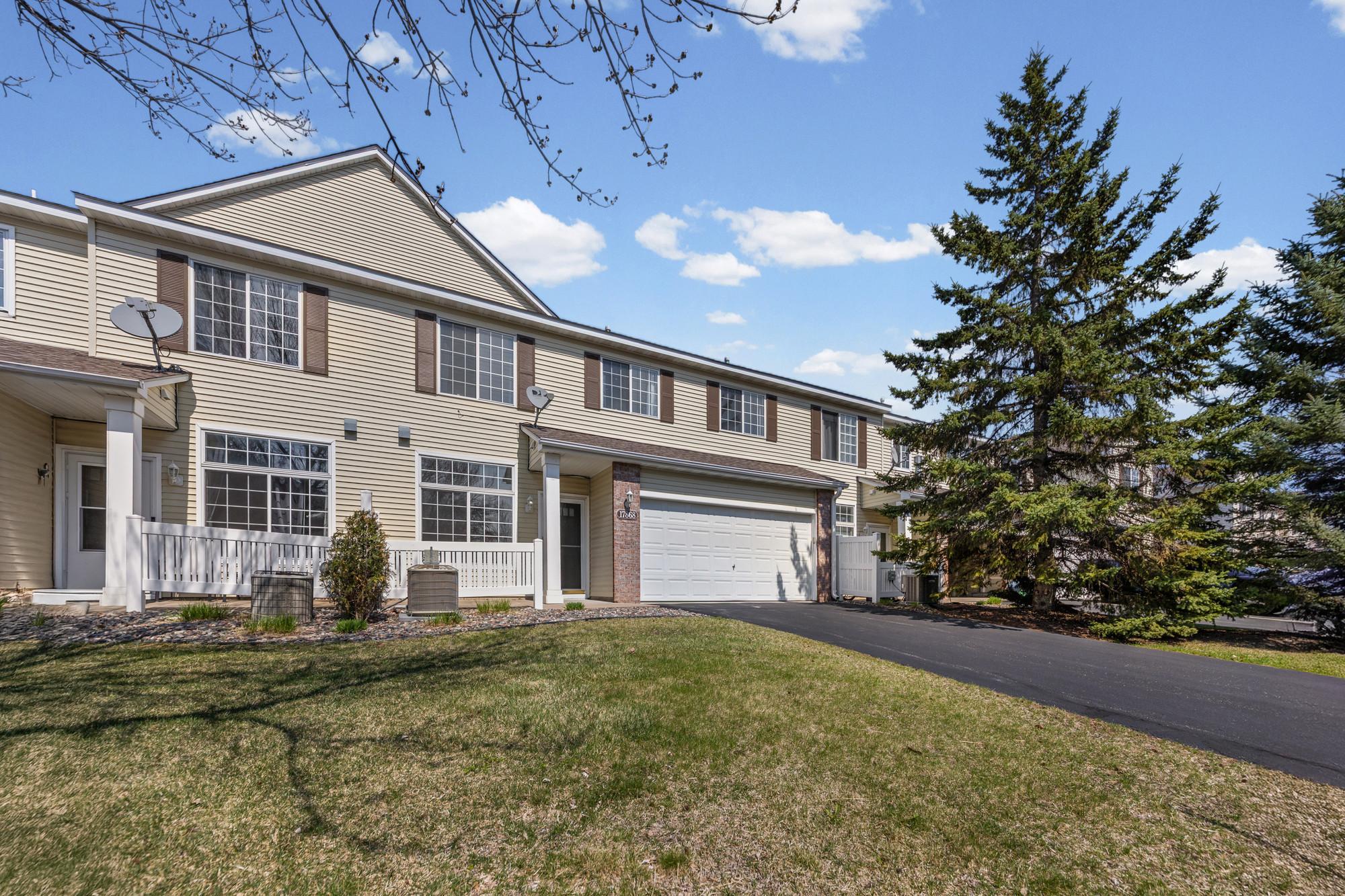 17868 96th Avenue North Maple Grove, MN 55311 - Photo 4 of 40