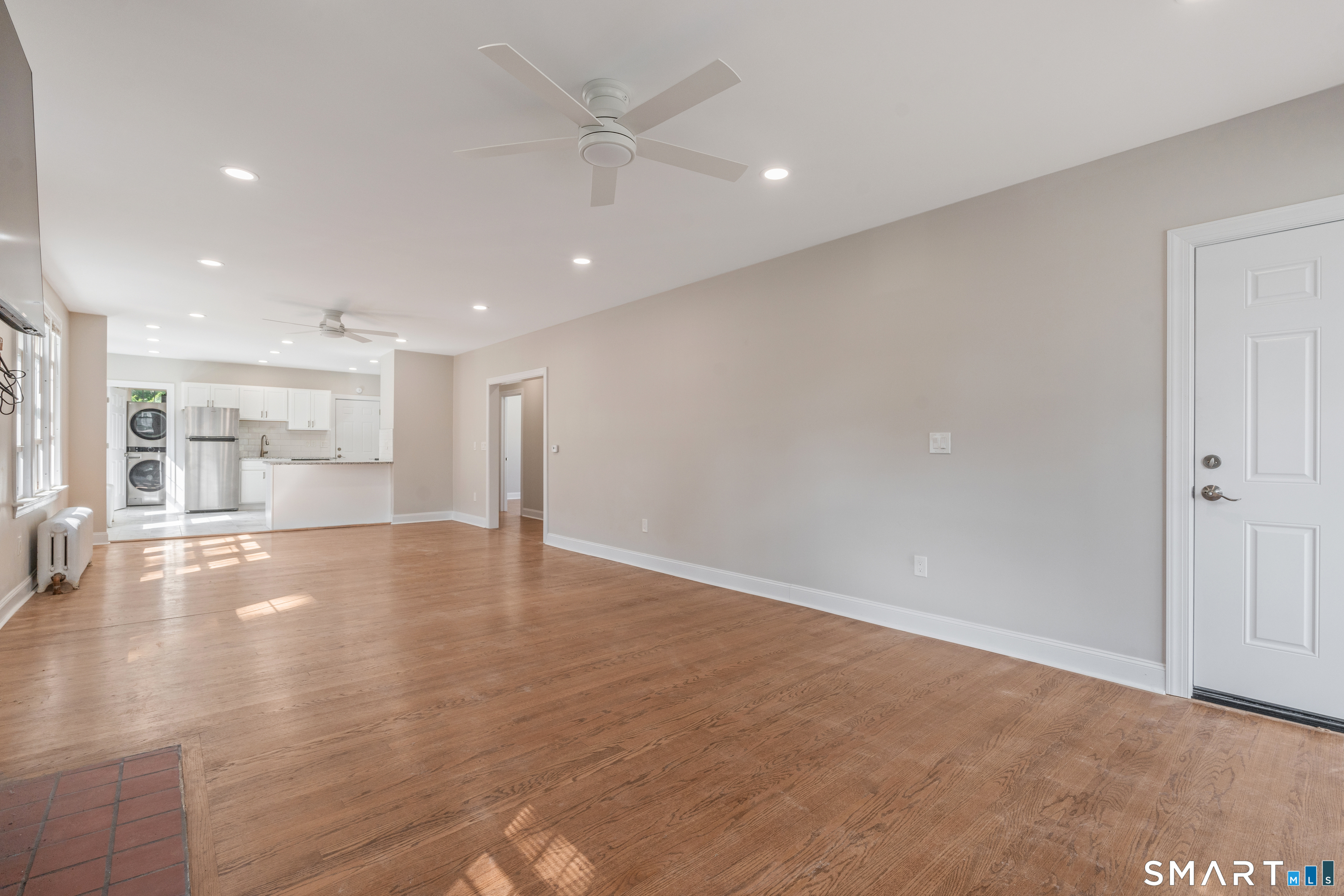 27 Bretton Road West Hartford, CT 06119 - Photo 11 of 25 Gallery Image 11