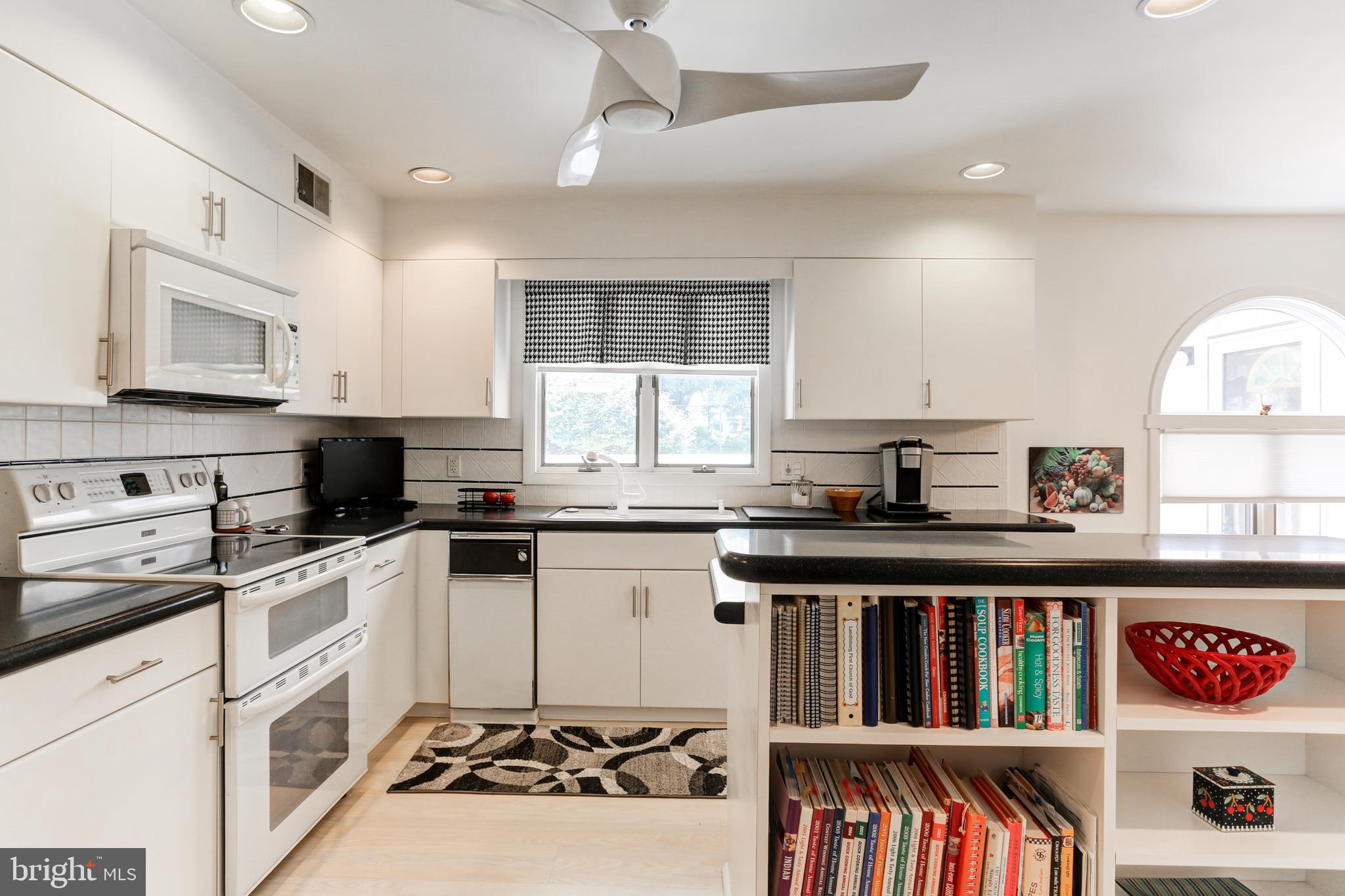1435 Garalyn Road Harrisburg, PA 17110 - Photo 27 of 61 Gallery Image 27