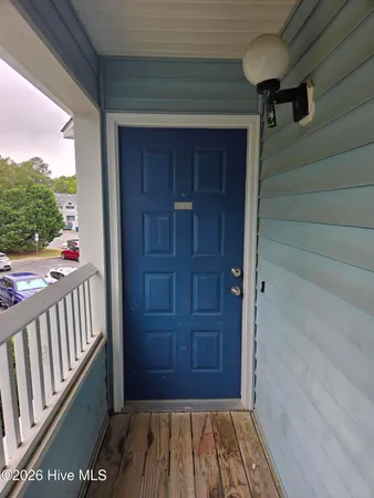 $1,300 | 120 Breezewood Drive, Unit E, Greenville, NC 27858