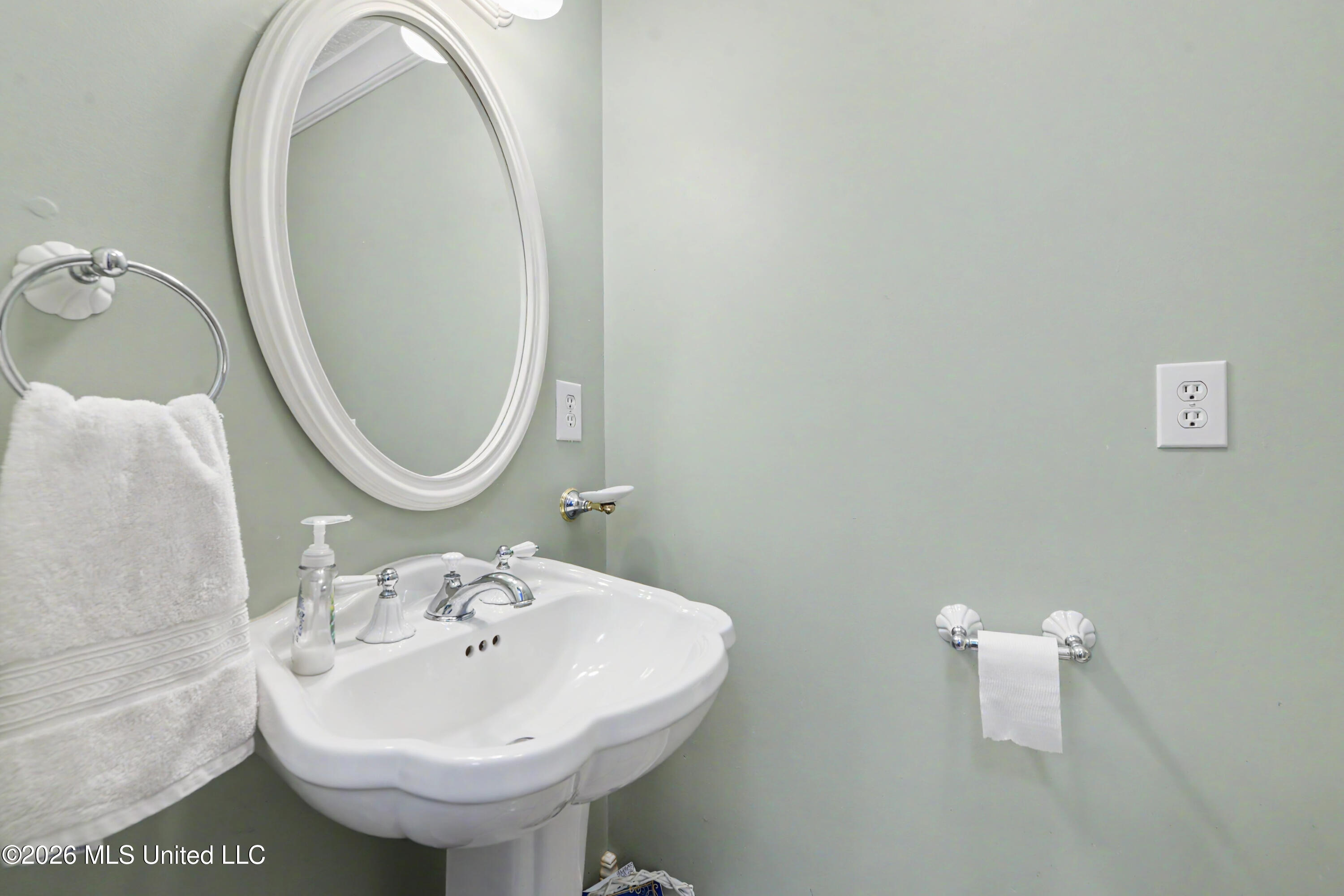 2222 Ms-198 Lucedale, MS 39452 - Photo 16 of 43 half-bath