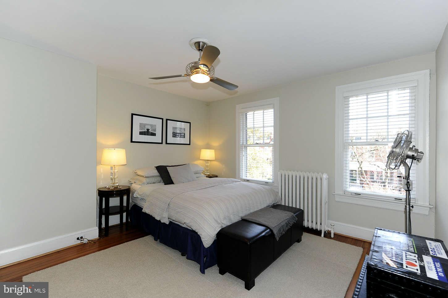 2011 Klingle Road Northwest Washington, DC 20010 - Photo 15 of 24 Bedroom