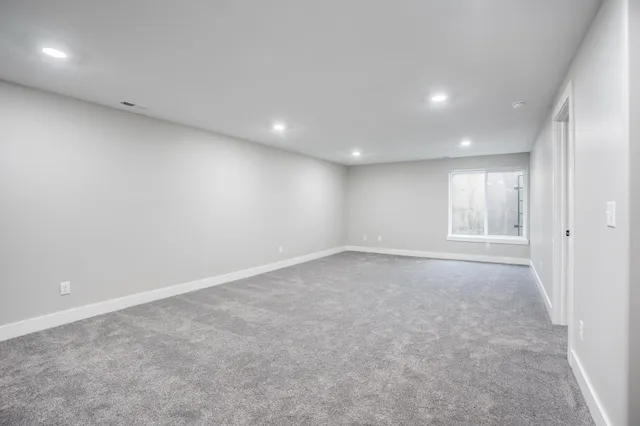 $289,900 | 1634 South Smithmoor Street, Wichita, KS 67207