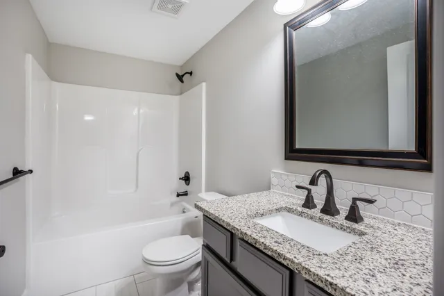 $289,900 | 1634 South Smithmoor Street, Wichita, KS 67207