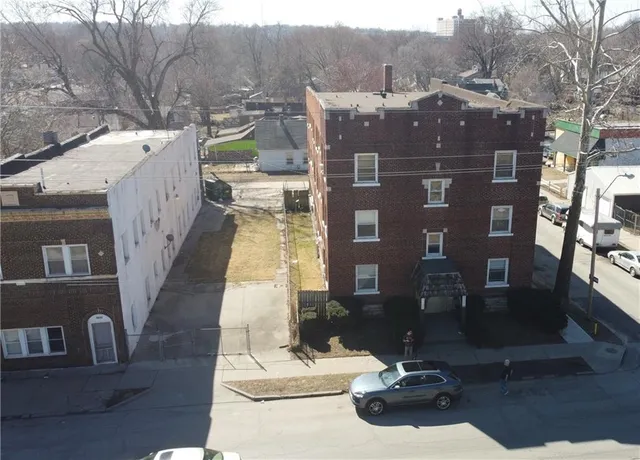 $2,250,000 | 5701 St John Avenue, Kansas City, MO 64123