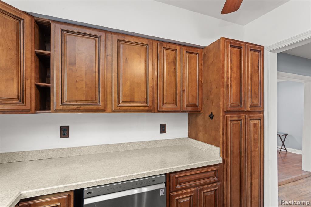 10601 West Mason Road Fowlerville, MI 48836 - Photo 15 of 26