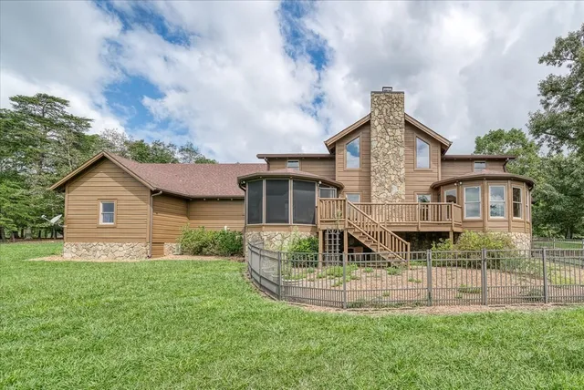 a view of a building with a outdoor space