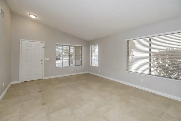 $2,685 | 1233 South Colonial Drive, Gilbert, AZ 85296