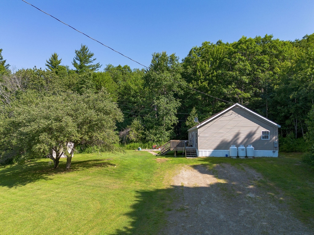 9 South County Road Florida, MA 01247 - Photo 6 of 37 Gallery Image 6