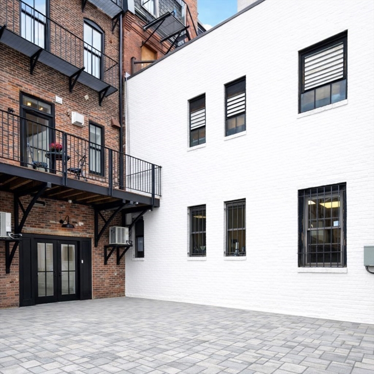 102 St Botolph Street Boston, MA 02116 - Photo 14 of 38