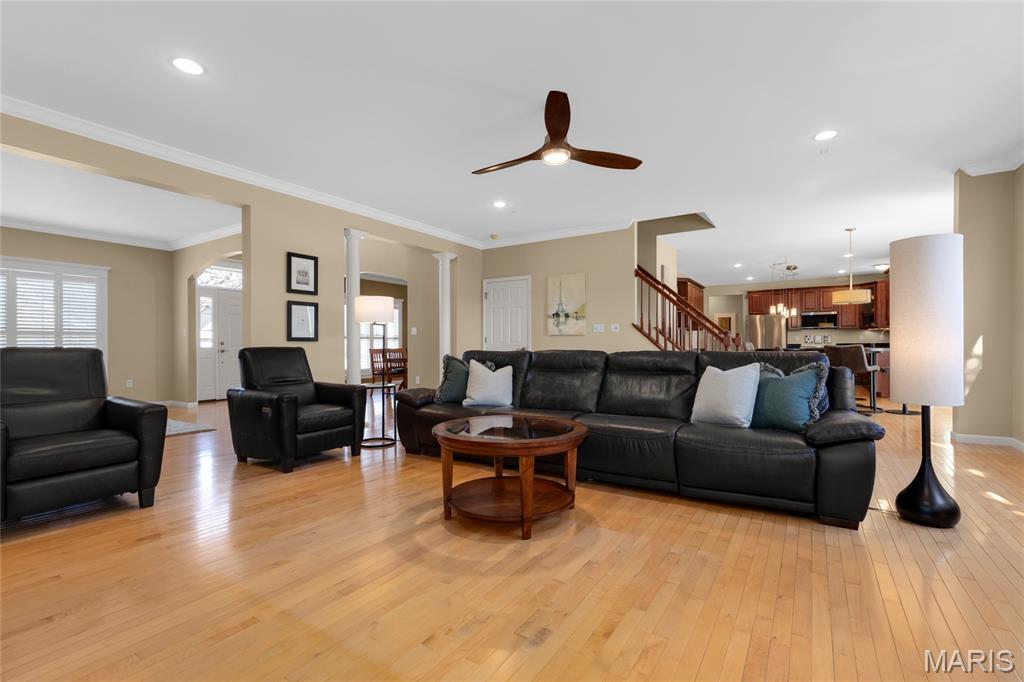 330 Calliope Place Chesterfield, MO 63017 - Photo 6 of 34