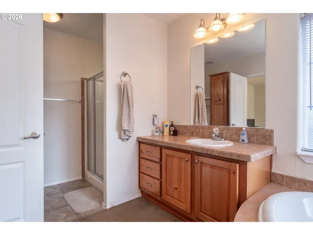 $130,000 | 490 Knoll Terrace Drive, Canyonville, OR 97417