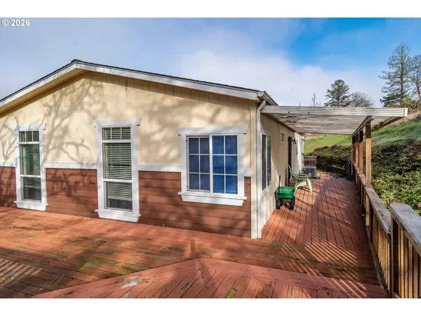 $130,000 | 490 Knoll Terrace Drive, Canyonville, OR 97417