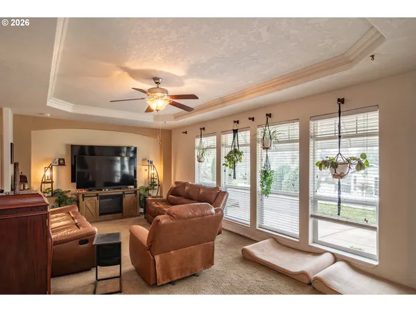 $130,000 | 490 Knoll Terrace Drive, Canyonville, OR 97417