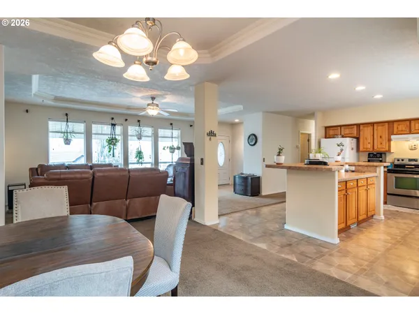 $130,000 | 490 Knoll Terrace Drive, Canyonville, OR 97417