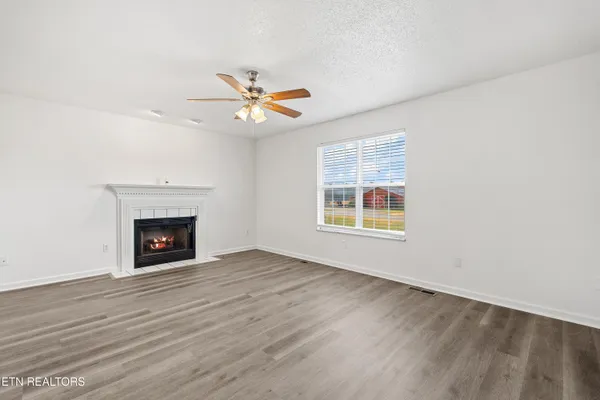 $450,000 | 7525 Saddlebrooke Drive, Knoxville, TN 37938