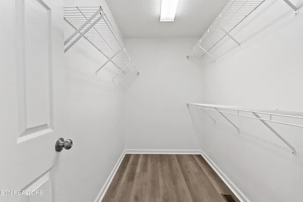 $450,000 | 7525 Saddlebrooke Drive, Knoxville, TN 37938