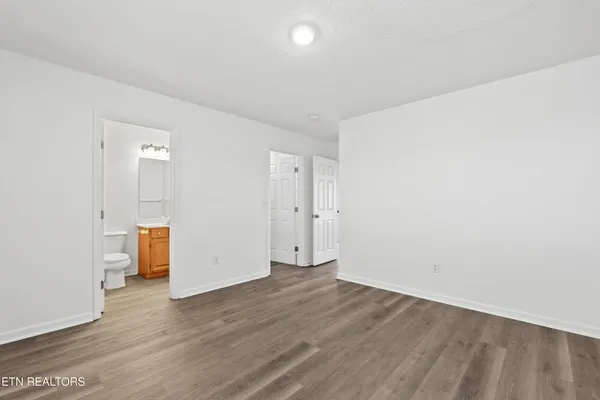 $450,000 | 7525 Saddlebrooke Drive, Knoxville, TN 37938