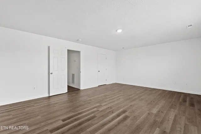 $489,900 | 7525 Saddlebrooke Drive, Knoxville, TN 37938