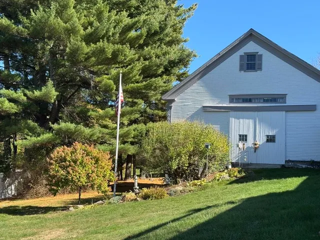 $1,299,000 | 14 Curtis Road, Gilford, NH 03249