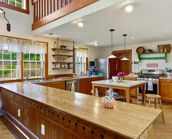 $1,299,000 | 14 Curtis Road, Gilford, NH 03249