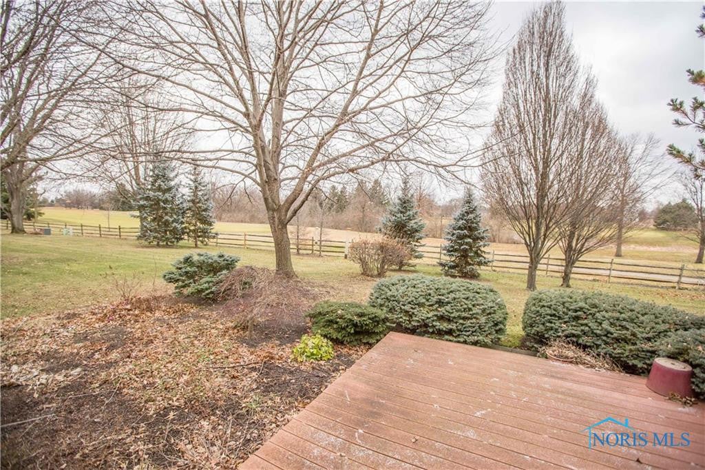 29293 Bates Road Perrysburg, OH 43551 - Photo 25 of 26 Gallery Image 25