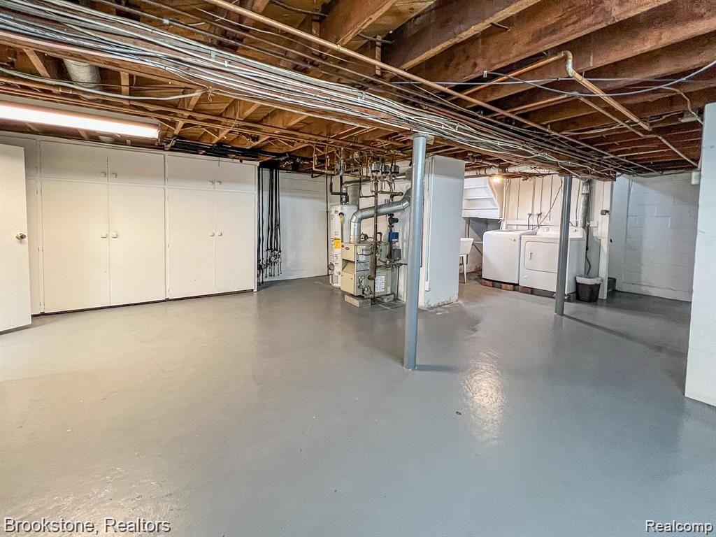 8335 Fenton Road Grand Blanc, MI 48439 - Photo 49 of 53 HardyMediaCompany-6341.jpg