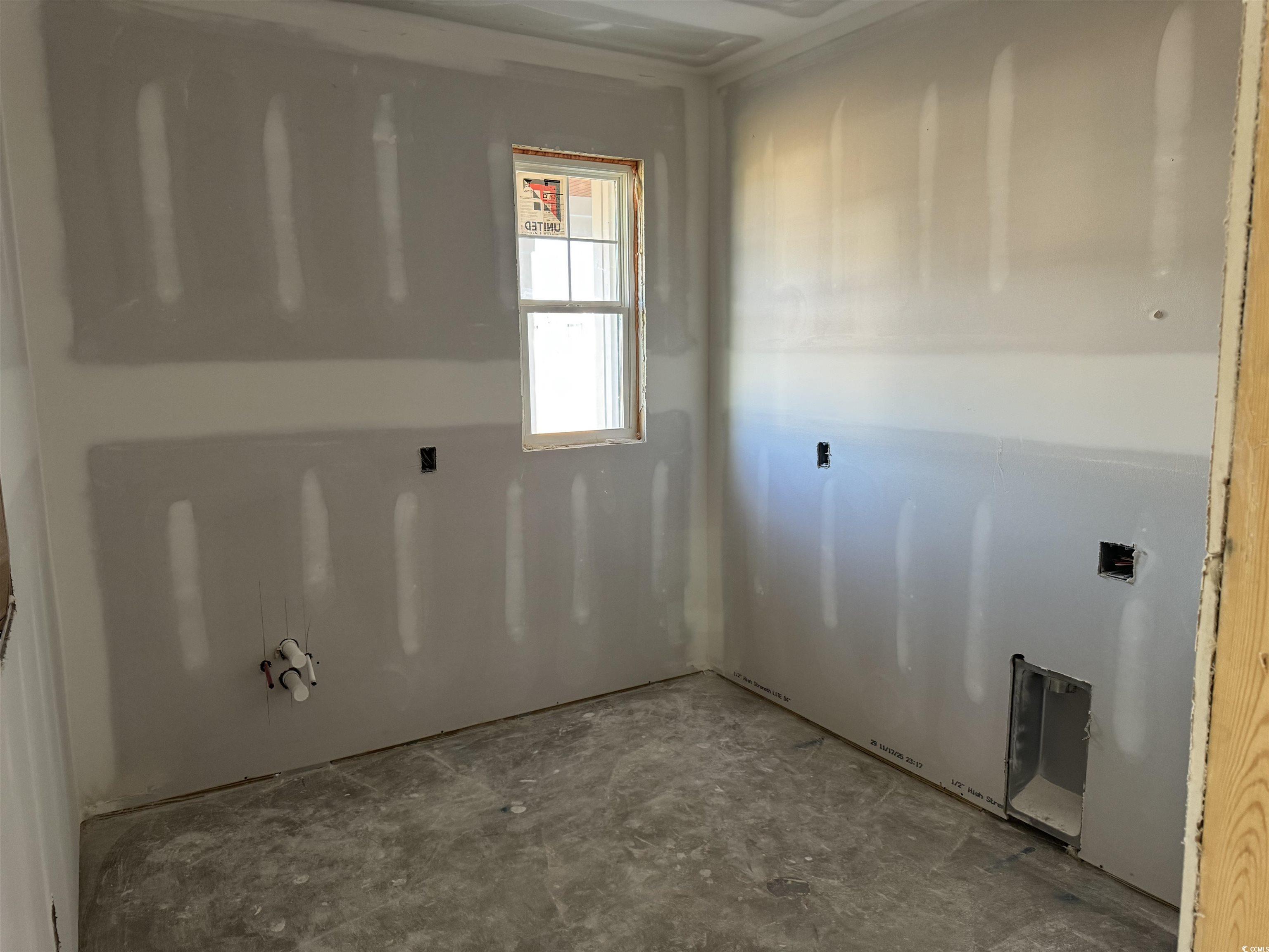 6861 Highway 804 Conway, SC 29527 - Photo 11 of 18 View of washroom