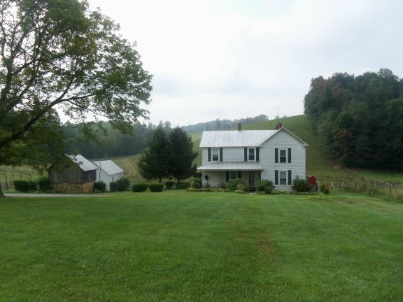 468 Kyle Weeks Road Southwest Willis, VA 24380 - Photo 3 of 47 a view of a house with a big yard