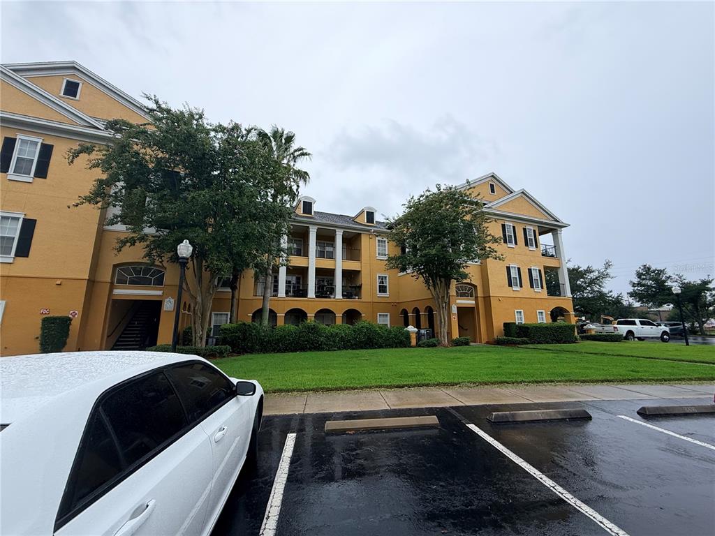 3751 Conroy Road, Unit 2315 Orlando, FL 32839 - Photo 3 of 12 Gallery Image 3