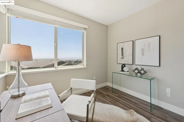 $1,295,000 | 6757 Skyview Drive, Oakland, CA 94605