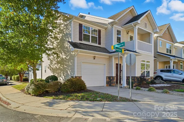 $325,000 | 2905 White Willow Road, Charlotte, NC 28273