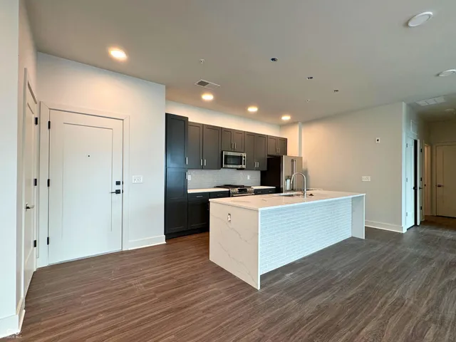 $585,000 | 925 Veterans Way, Unit 304, Carmel, IN 46032