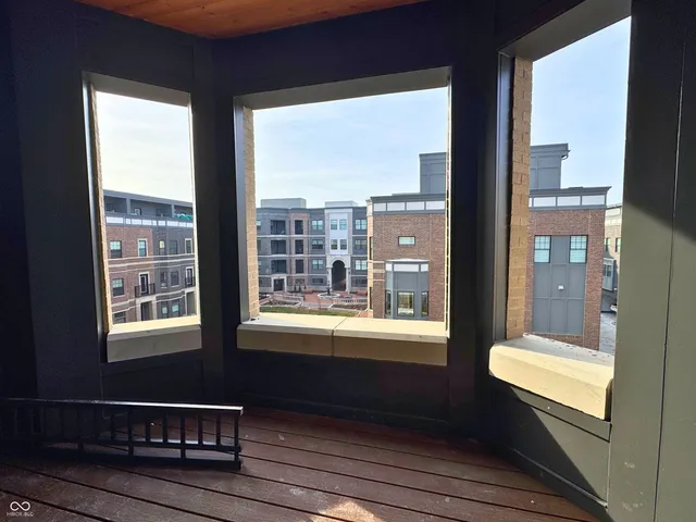 $585,000 | 925 Veterans Way, Unit 304, Carmel, IN 46032