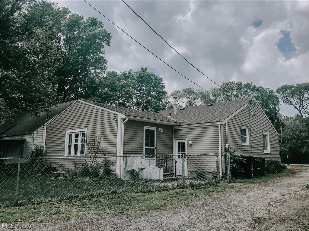 1011 Gulf Road Elyria, OH 44035 - Photo 18 of 18 Gallery Image 18