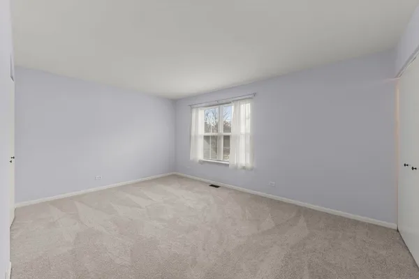 $289,000 | 1643 Orchard Court, West Chicago, IL 60185