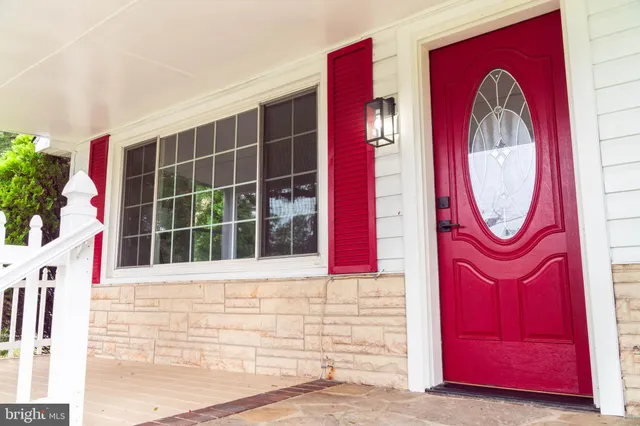 $499,900 | 7406 Locust Drive, Hanover, MD 21076