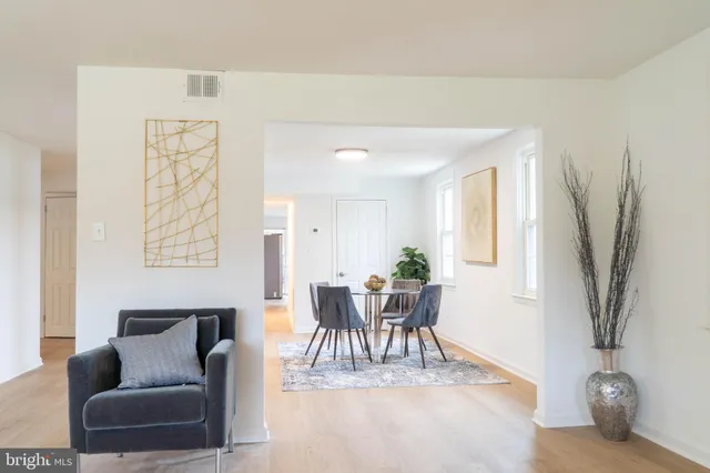 $499,900 | 7406 Locust Drive, Hanover, MD 21076