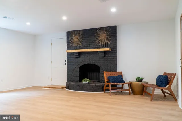 $499,900 | 7406 Locust Drive, Hanover, MD 21076