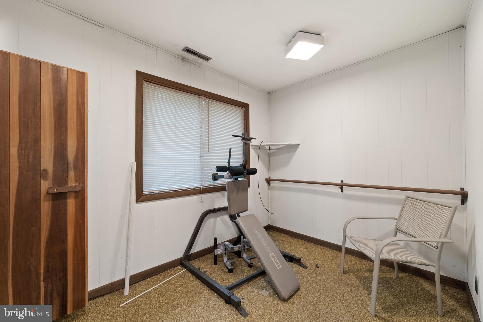 7295 Forrest Road Warrenton, VA 20187 - Photo 12 of 17 Gallery Image 12