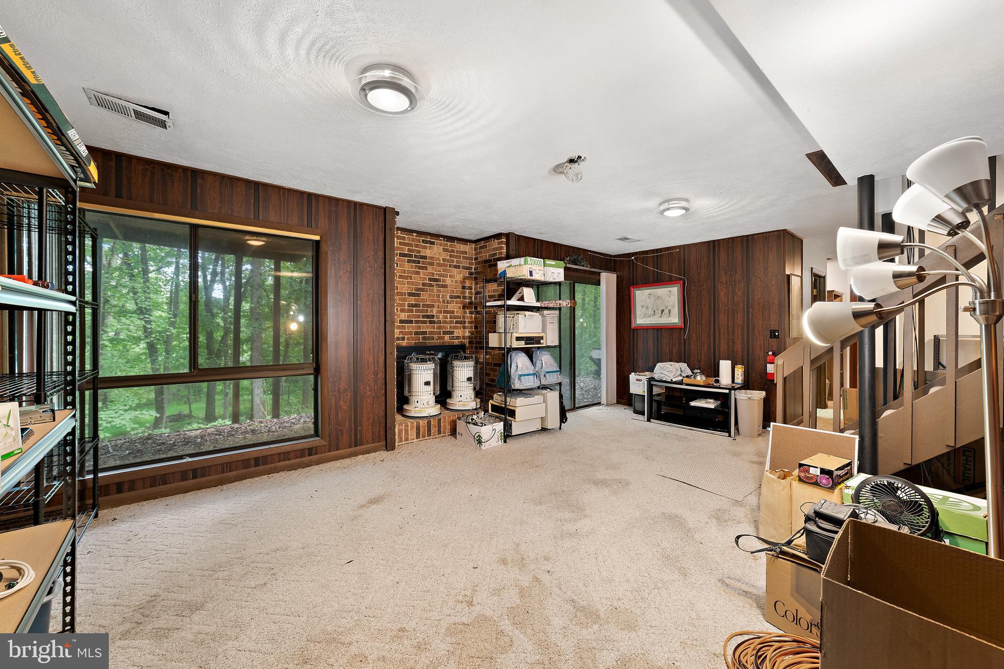 7295 Forrest Road Warrenton, VA 20187 - Photo 9 of 17 Gallery Image 9