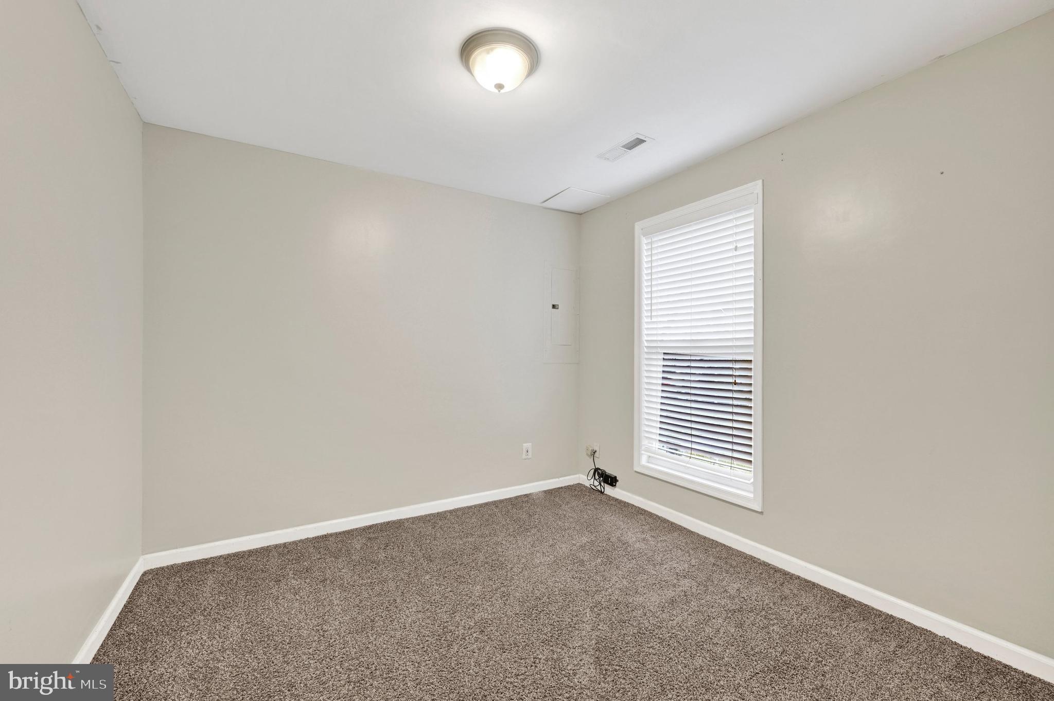 4132 Cutty Sark Road Middle River, MD 21220 - Photo 5 of 27