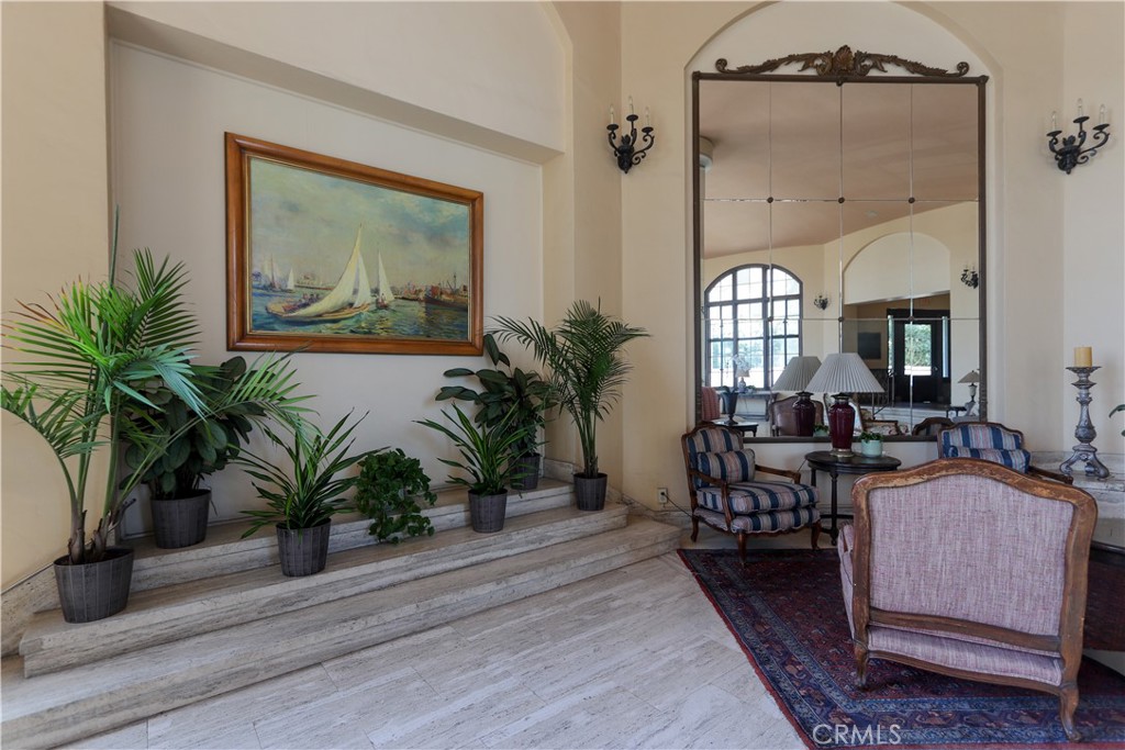 800 East Ocean Boulevard, Unit 1007 Long Beach, CA 90802 - Photo 29 of 43 a view of a livingroom with furniture and a potted plant