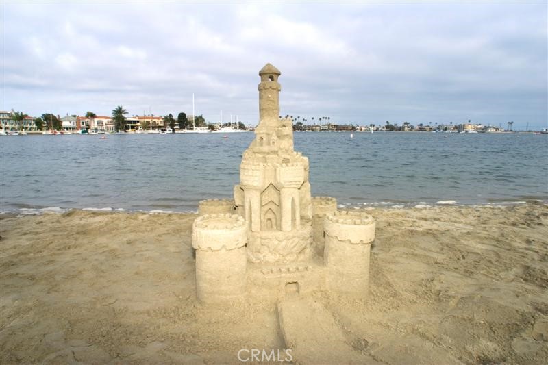 800 East Ocean Boulevard, Unit 1007 Long Beach, CA 90802 - Photo 43 of 43 a view of a lake with tall buildings