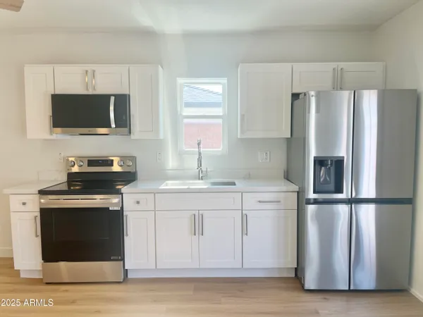 $900,000 | 1514 West Lynwood Street, Phoenix, AZ 85007