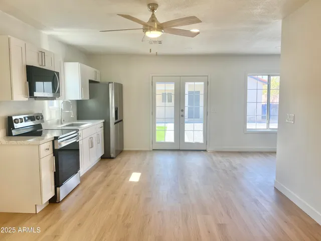 $900,000 | 1514 West Lynwood Street, Phoenix, AZ 85007